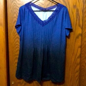 Crochet v neck short sleeve top size large